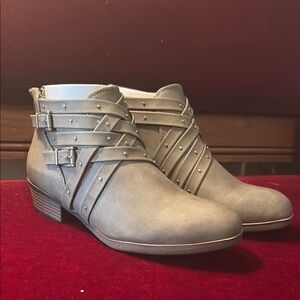 Chantilly Style Stone Color Ankle Boots Brand New